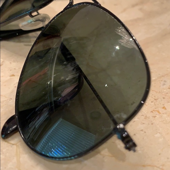 RayBan Aviators - Picture 6 of 7